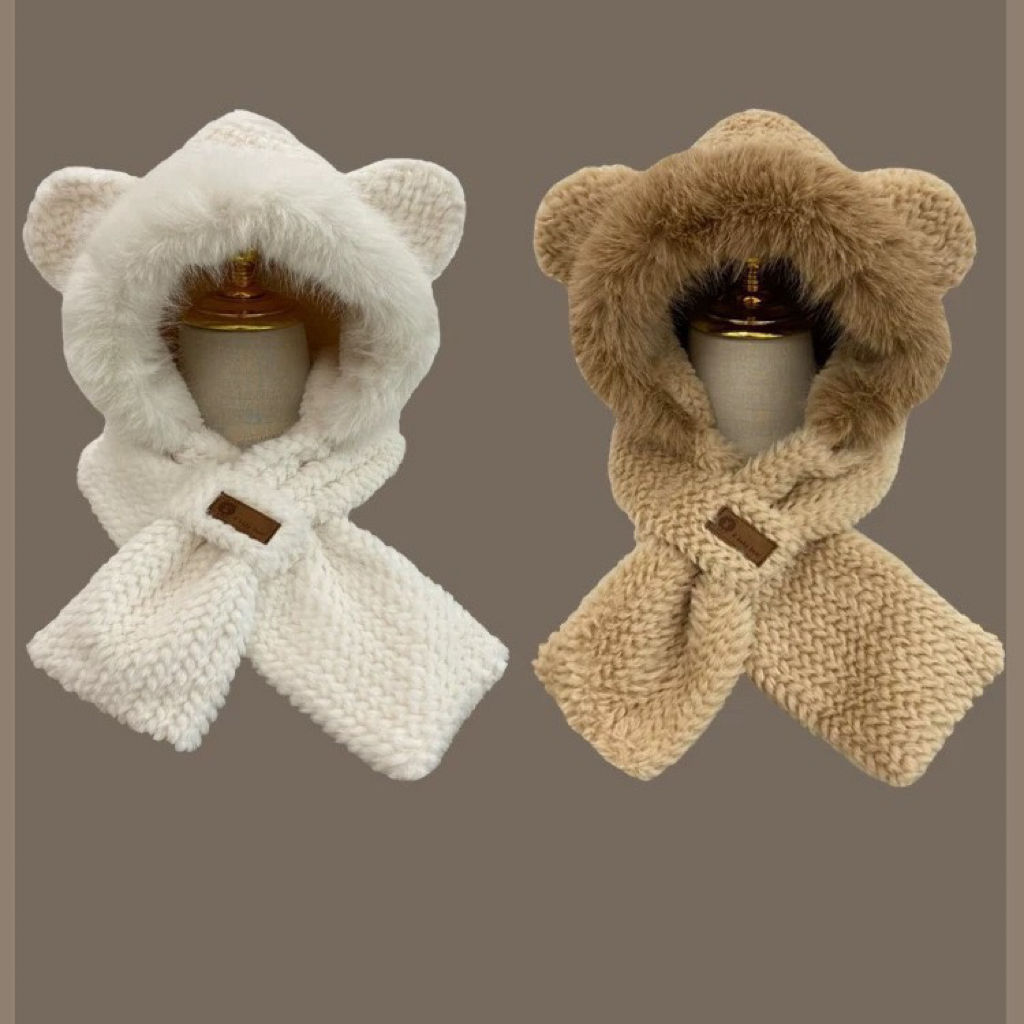 Warm hat and scarf